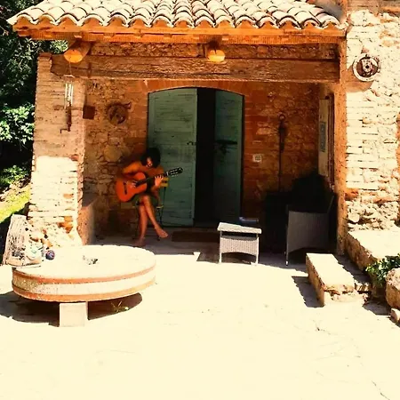 Charming 1-Bed Villa in Massa Martana * Massa Martana