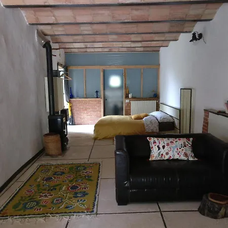 Charming 1-Bed Villa in Massa Martana Villa